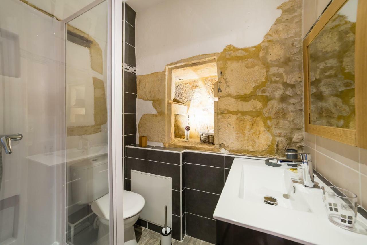 Au Coeur De Beynac, Une Maison De Caractere Avec Jardin Terrasse Exterior foto